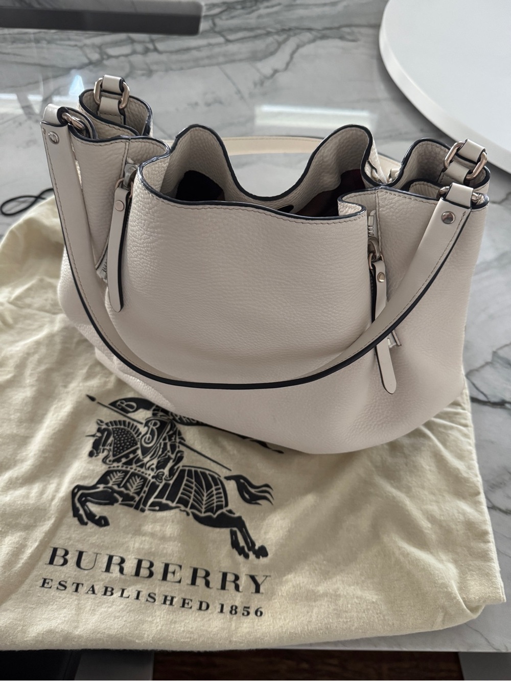 Burberry White Leather Tote Bag with House Check Sides & Dust Bag